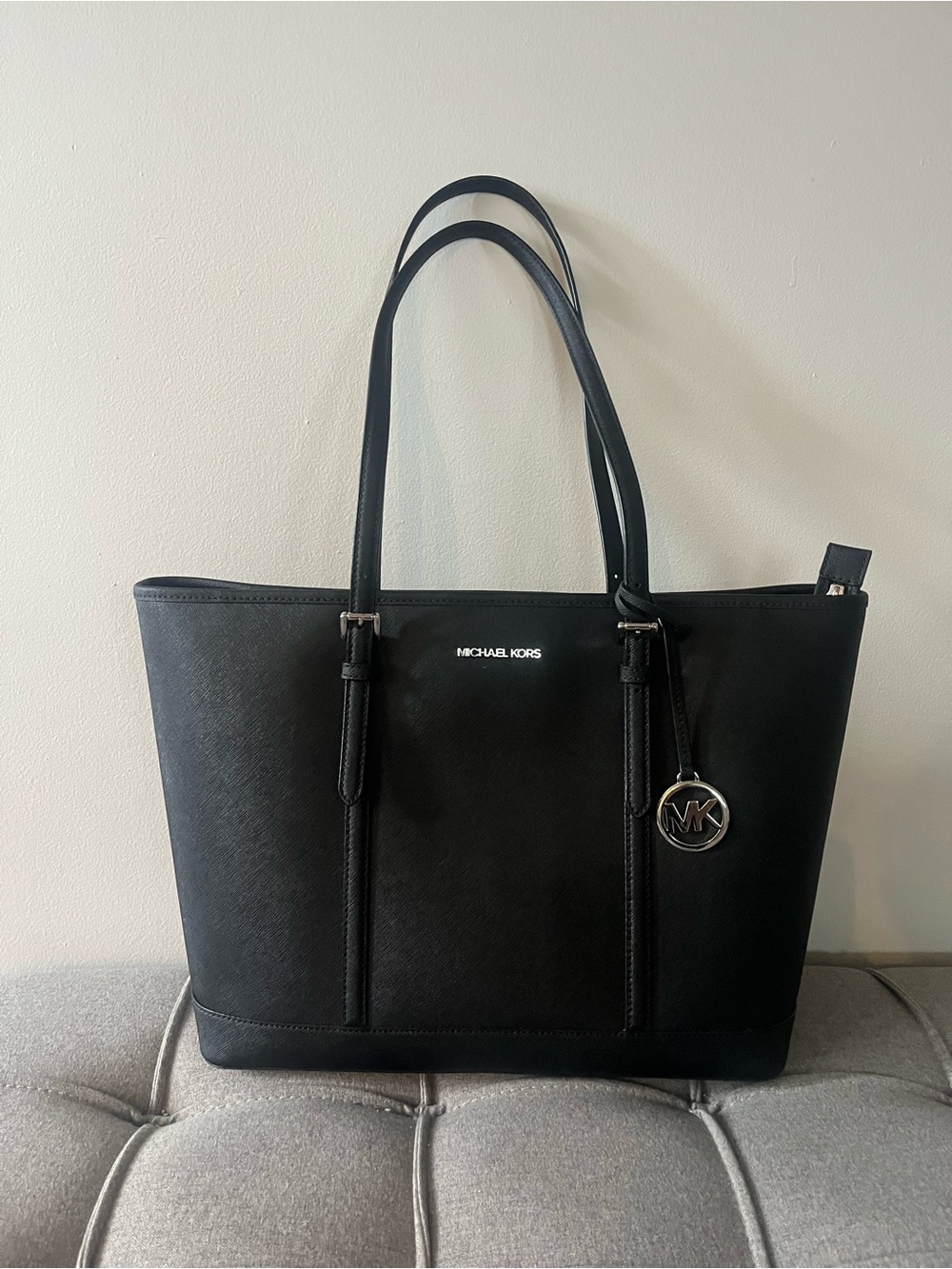 NWT JET SET Michael Kors Black Saffiano large Leather Tote Bag